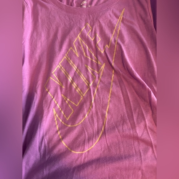 2 Youth Medium Girls Nike T Shirts. FC Cincinnati, Purple - Picture 3 of 6